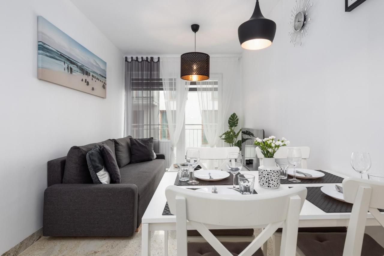 Kapitanski Mostek Apartments Kolobrzeg By Noclegi Renters Exterior photo