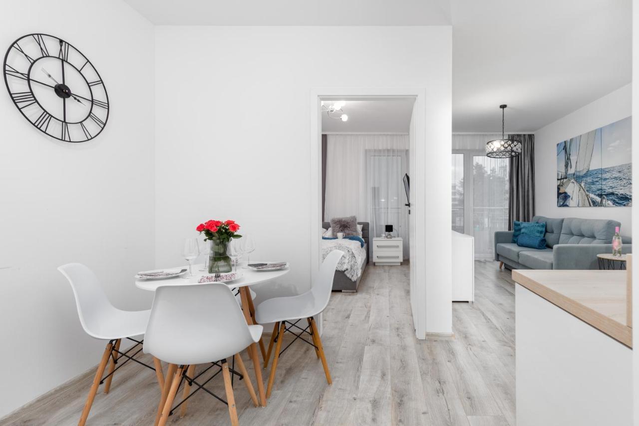 Kapitanski Mostek Apartments Kolobrzeg By Noclegi Renters Exterior photo